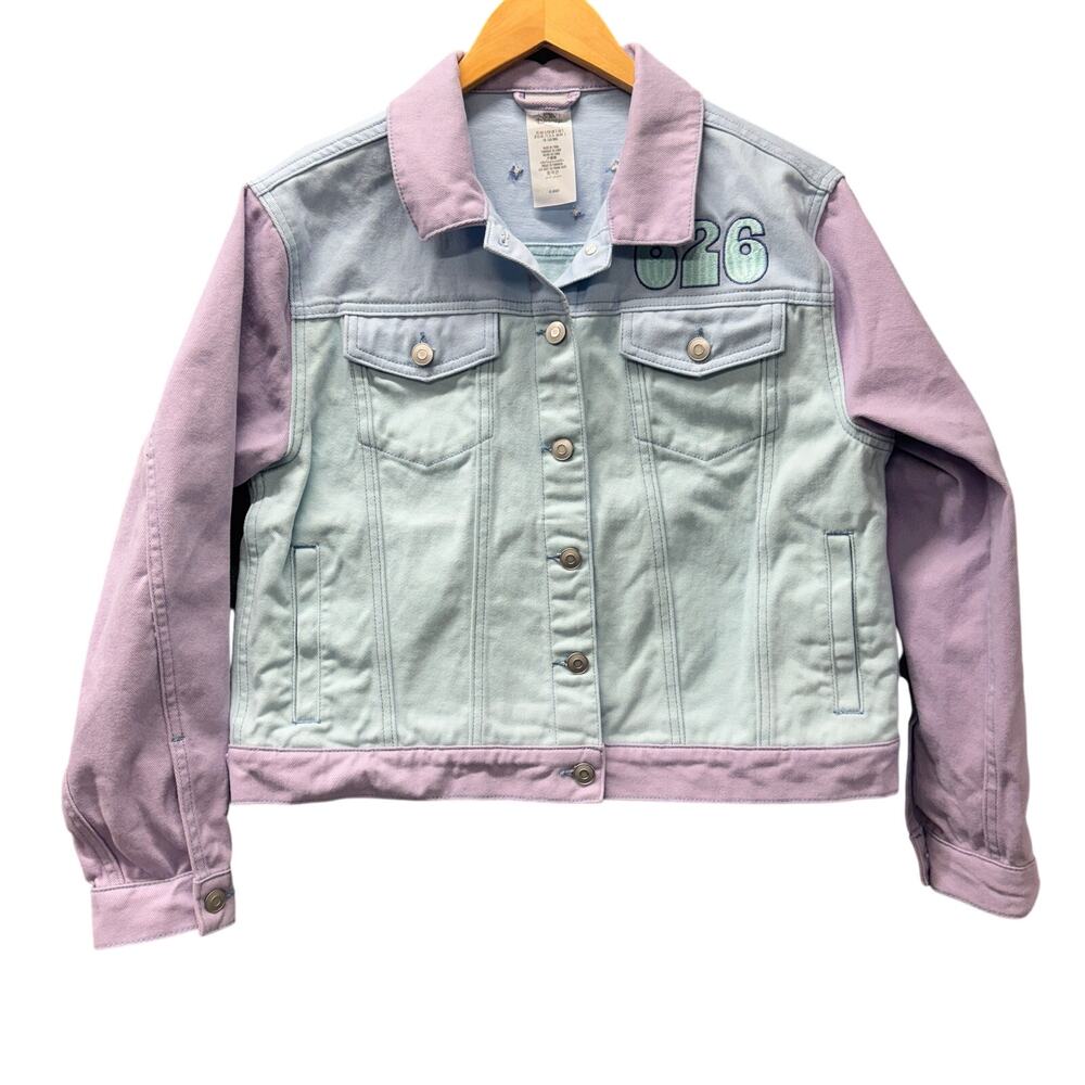 Disney Jean Jacket Womens Small STITCH 626 Purple Blue Denim Trucker Embroidered